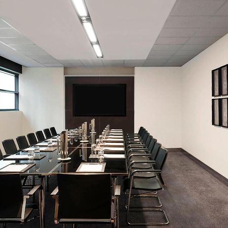 Sheraton Melbourne Hotel Exteriör bild A meeting room