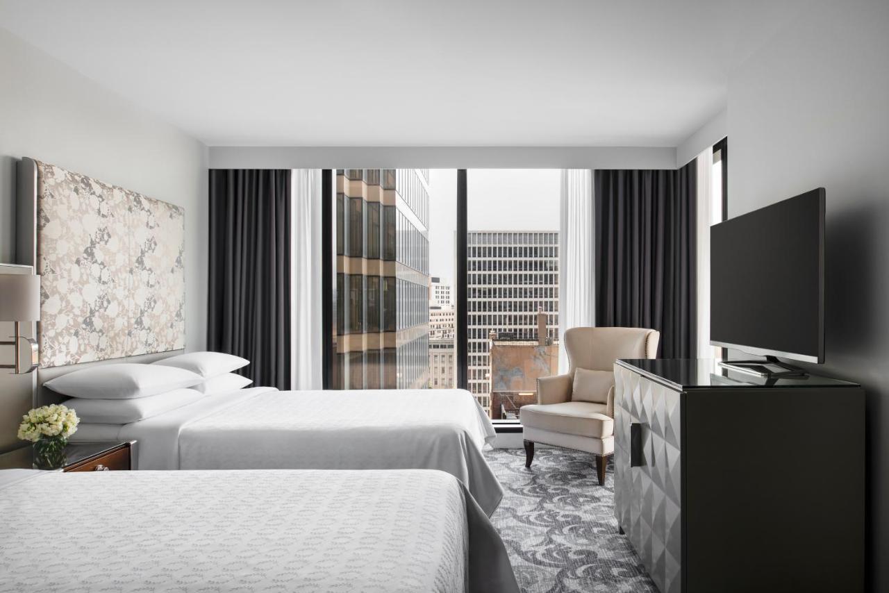 Sheraton Melbourne Hotel Exteriör bild A guest room at the hotel