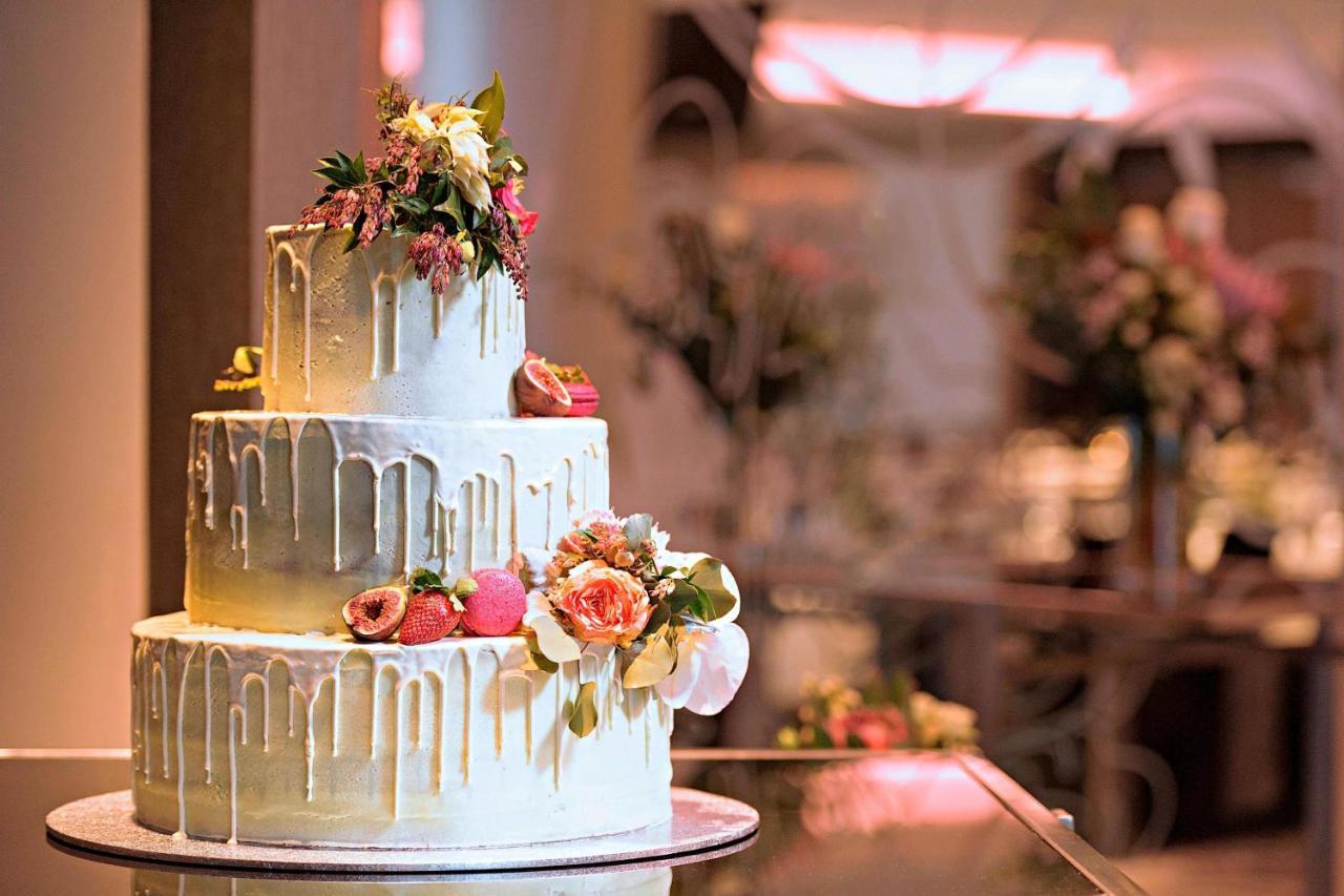 Sheraton Melbourne Hotel Exteriör bild A wedding cake